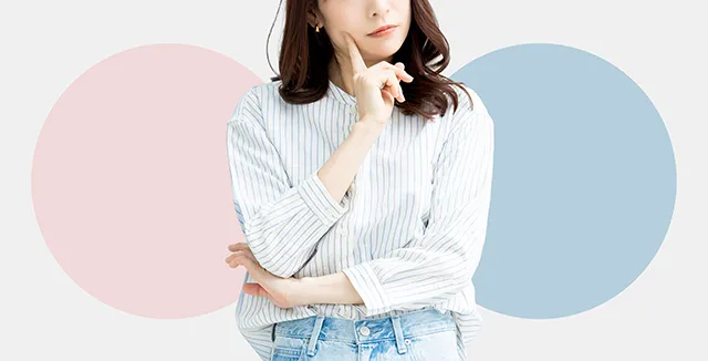 どちらか悩む女性