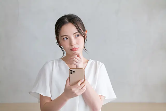 求人を探す看護師