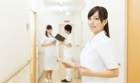 複数の看護師たち